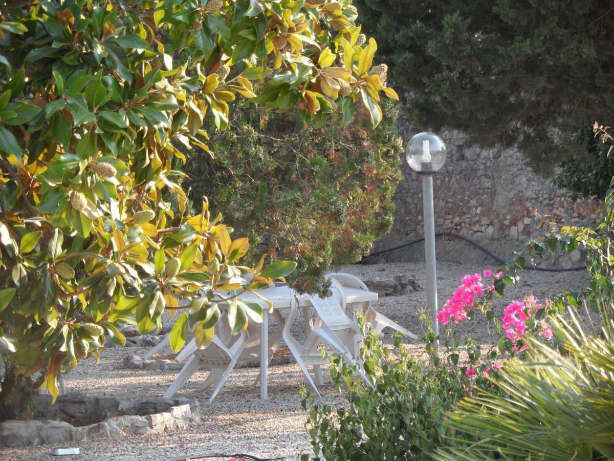 Azienda Agrituristica Masseria Campi San Vito dei Normanni Exterior foto
